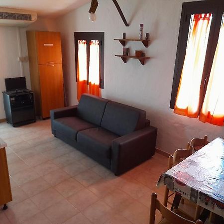 Apartamento La Macciona Aglientu Exterior foto