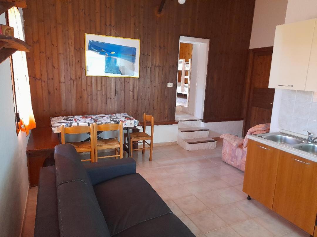 Apartamento La Macciona Aglientu Exterior foto