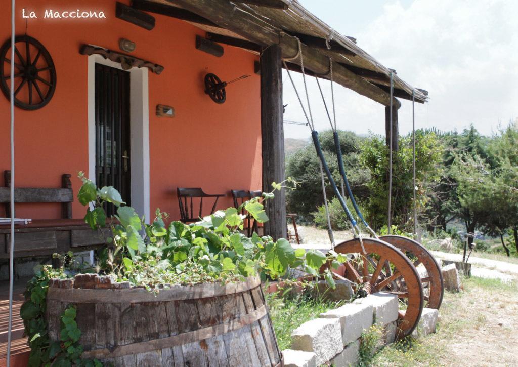 Apartamento La Macciona Aglientu Exterior foto